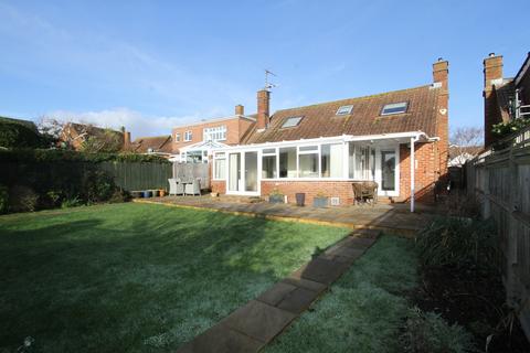4 bedroom chalet for sale, Amberley Road, Eastbourne BN22