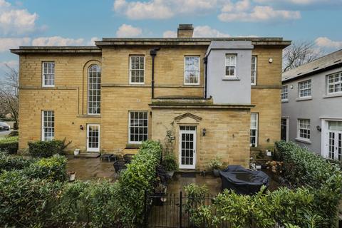 2 bedroom terraced house for sale, Chapel Lane, New Farnley, Leeds, West Yorkshire, LS12