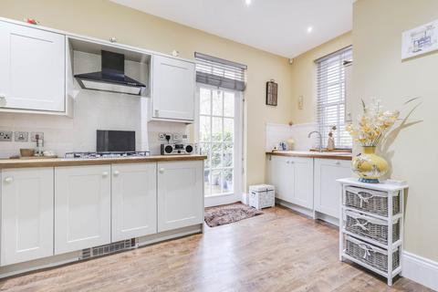 2 bedroom terraced house for sale, Chapel Lane, New Farnley, Leeds, West Yorkshire, LS12