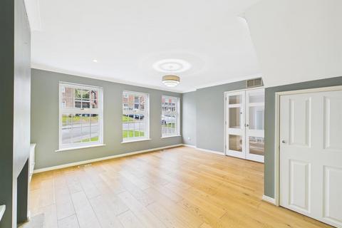 undefined, Dornford Gardens, Coulsdon CR5