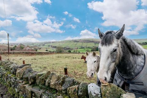 undefined, New Laithe, Halifax HX4