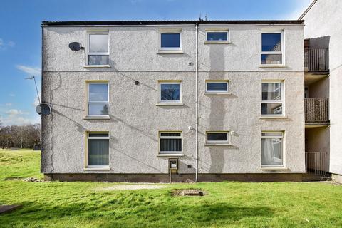 2 bedroom flat to rent, Oak Road, Cumbernauld, G67