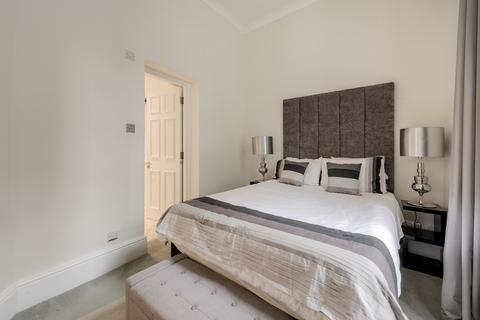 1 bedroom flat to rent, Weymouth Street, London, W1G