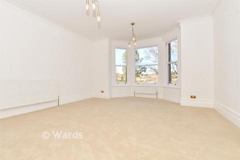 2 bedroom flat for sale, London Road, Canterbury, Kent