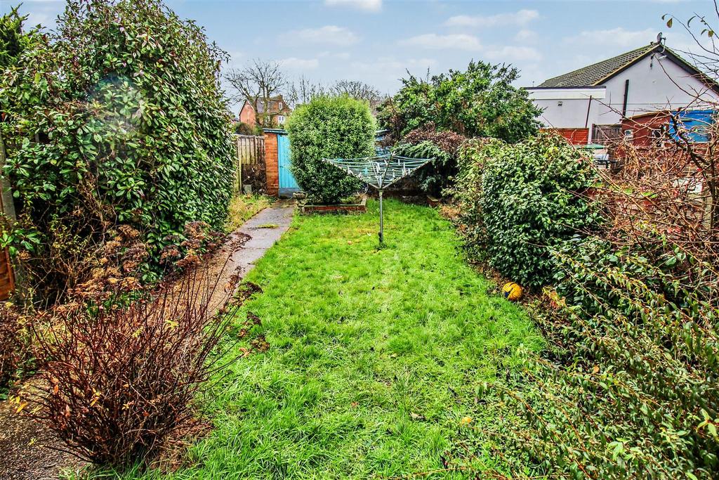 Rear Garden 2.jpg