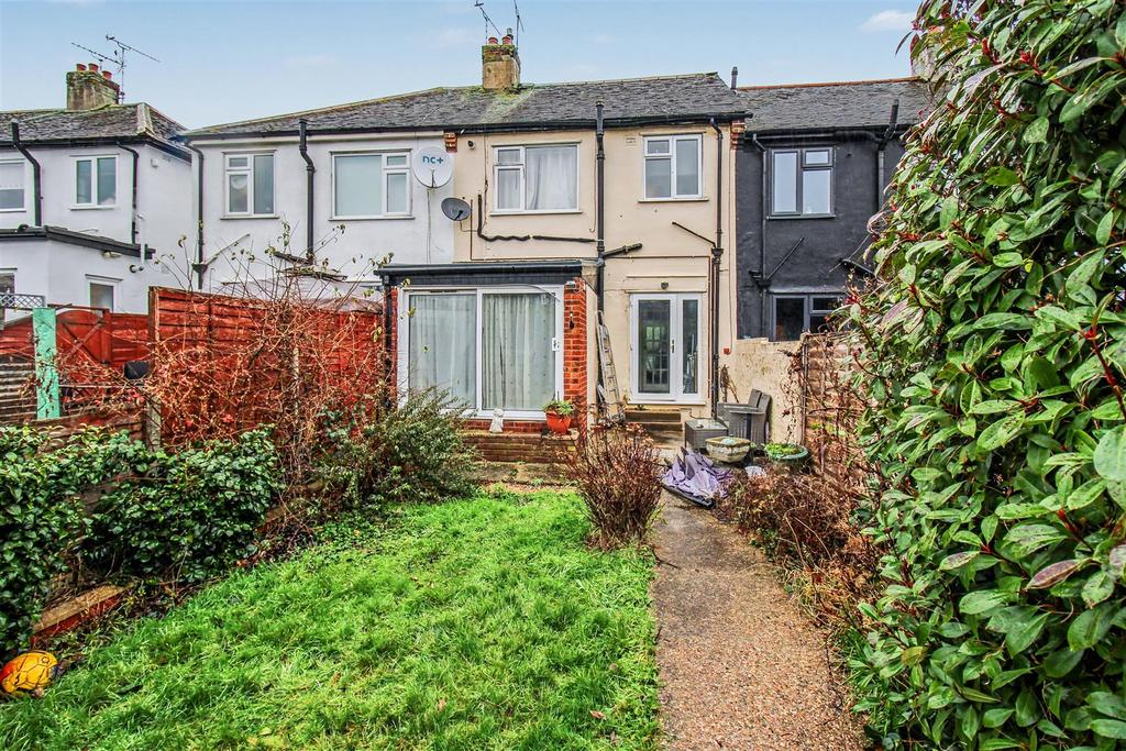 Rear Garden 1.jpg