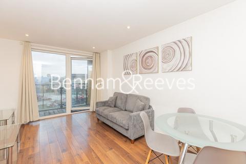 2 bedroom apartment to rent, Battersea Park Road, Nine Elms SW8