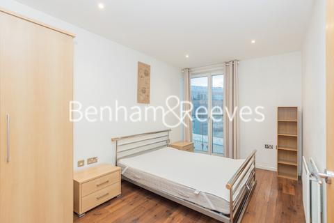 2 bedroom apartment to rent, Battersea Park Road, Nine Elms SW8