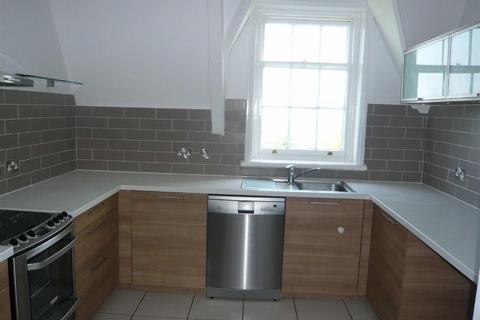 3 bedroom apartment to rent, Flat E Elmsdale53 Abbey RoadMalvern