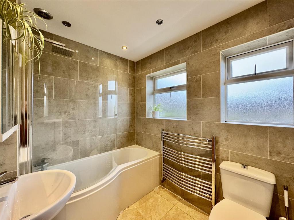 Family bathroom