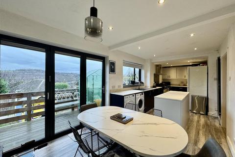 4 bedroom detached house for sale, Fleminghouse Lane, Waterloo, Huddersfield, HD5 8UB
