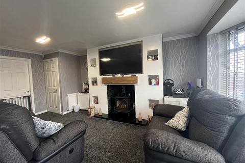 undefined, Sanderson Avenue, Bradford BD6