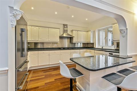 6 bedroom detached house to rent, Lion Gate Gardens, Richmond, TW9