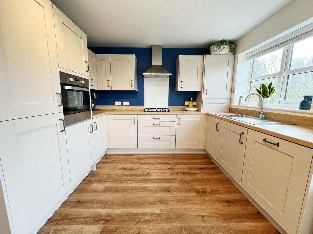 Kitchen / Diner
