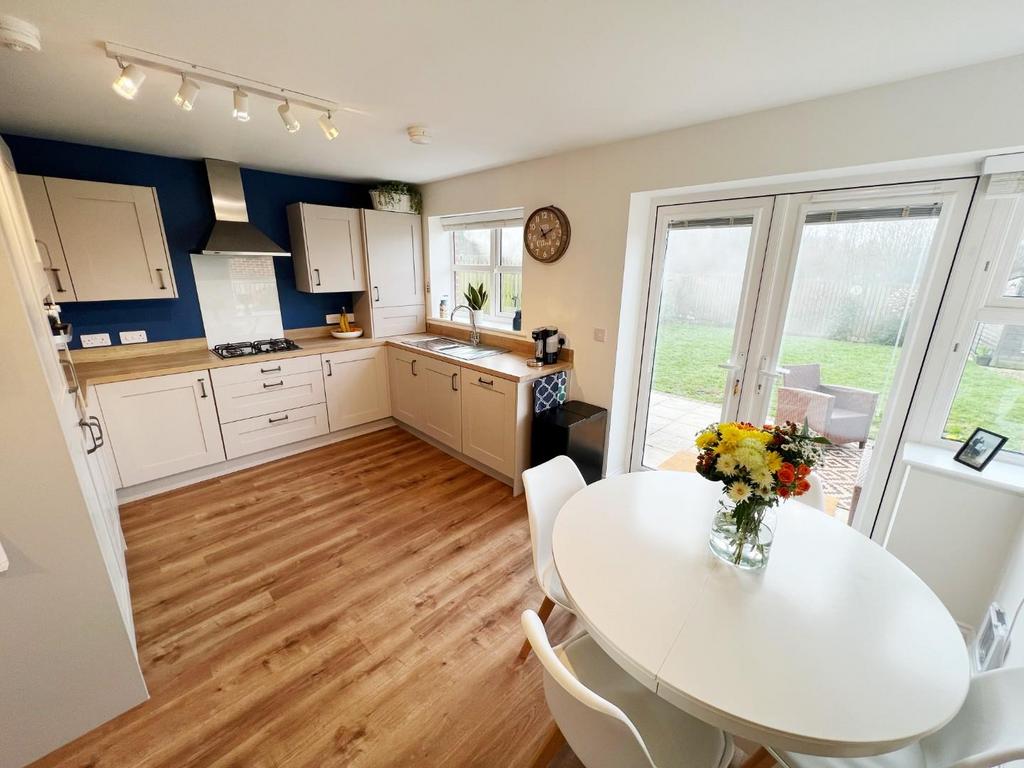 Kitchen / Diner