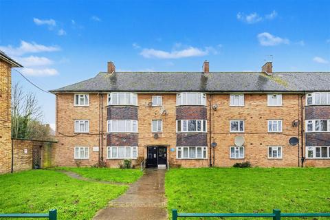 Worcesters Avenue, Enfield