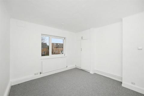 2 bedroom flat for sale, Worcesters Avenue, Enfield