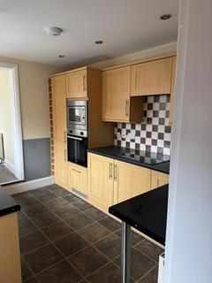 3 bedroom semi-detached house to rent, Drake Street, Gainsborough DN21