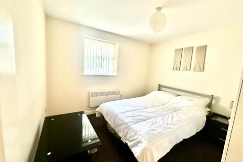 2 bedroom flat to rent, Osbourne Road, Blackpool, FY4