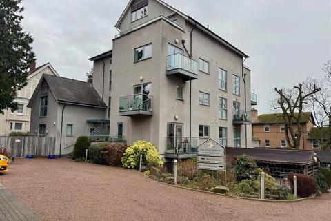 2 bedroom apartment to rent, Albert Road North, Malvern