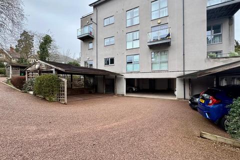 2 bedroom apartment to rent, Albert Road North, Malvern
