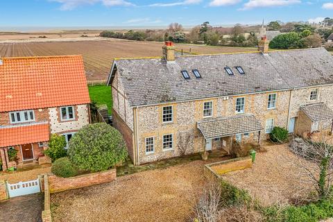 4 bedroom cottage for sale, Main Road, Titchwell, PE31