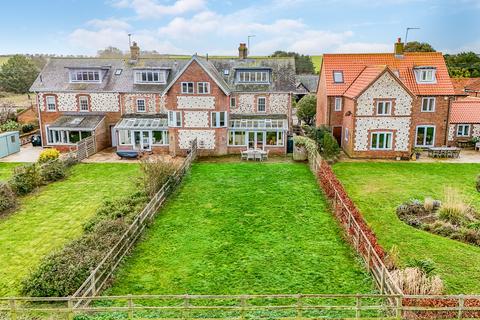 4 bedroom cottage for sale, Main Road, Titchwell, PE31