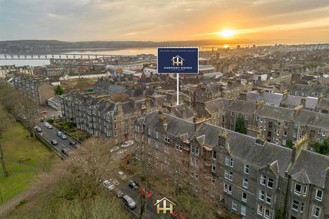 undefined, Park Avenue, Dundee DD4