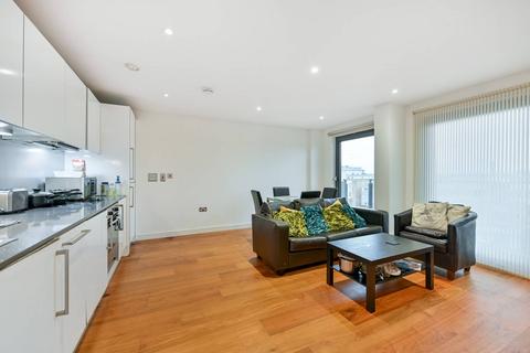 2 bedroom flat to rent, High Street, Slough, SL1