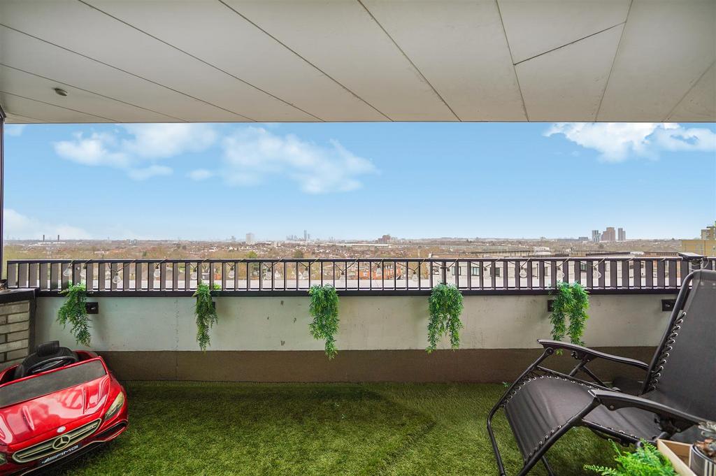 Flat 28, Tavener House - MCbtx ZJx5 Duar Gu Vi GSc.jpg