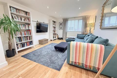 undefined, Castle Close, Bottesford