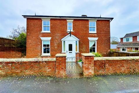 5 bedroom house for sale, Drummond Road, Hythe, Hampshire
