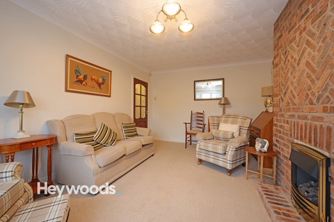2 bedroom bungalow for sale, Ansmede Grove, Blurton, Stoke-on-Trent, Staffordshire