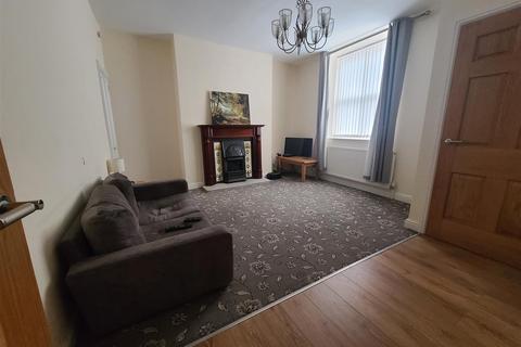 6 bedroom semi-detached house for sale, Hailgate, Howden, Goole