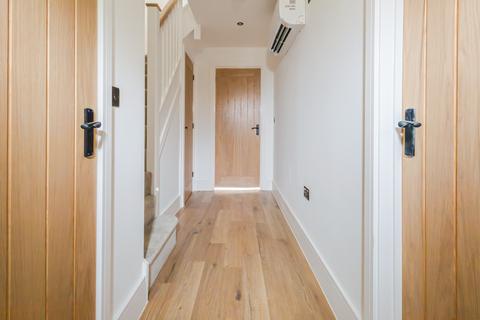 4 bedroom semi-detached house for sale, Blunsdon, Swindon SN25