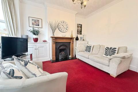 2 bedroom terraced house to rent, Haddenham Road, Leicester LE3