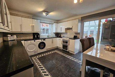3 bedroom semi-detached house for sale, Manorbier Crescent, Liverpool