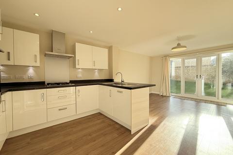 3 bedroom semi-detached house to rent, Whittington Crescent, Oxfordshire OX12