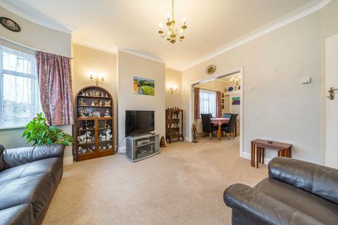 2 bedroom bungalow for sale, Rosecroft Gardens, Twickenham TW2
