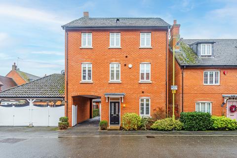 undefined, Devon Mead, Hertfordshire AL10