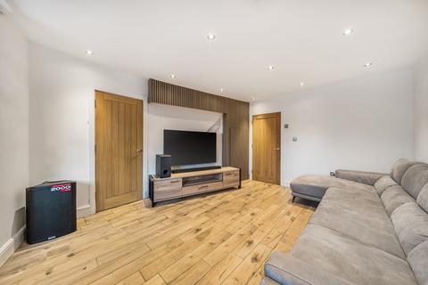 undefined, Brenley Close, Mitcham CR4