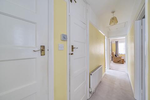 2 bedroom bungalow for sale, Brookfields Avenue, Mitcham CR4