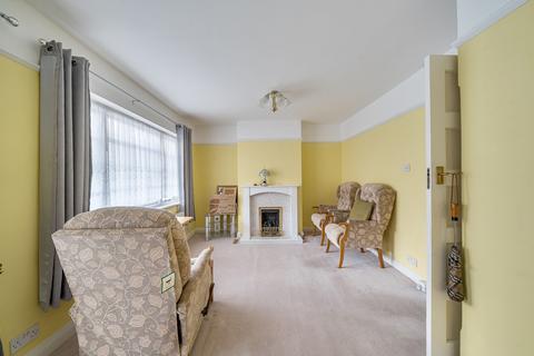 2 bedroom bungalow for sale, Brookfields Avenue, Mitcham CR4