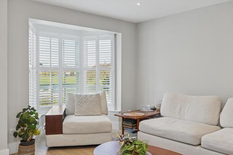3 bedroom end of terrace house for sale, West End Lane, Esher, Surrey, KT10