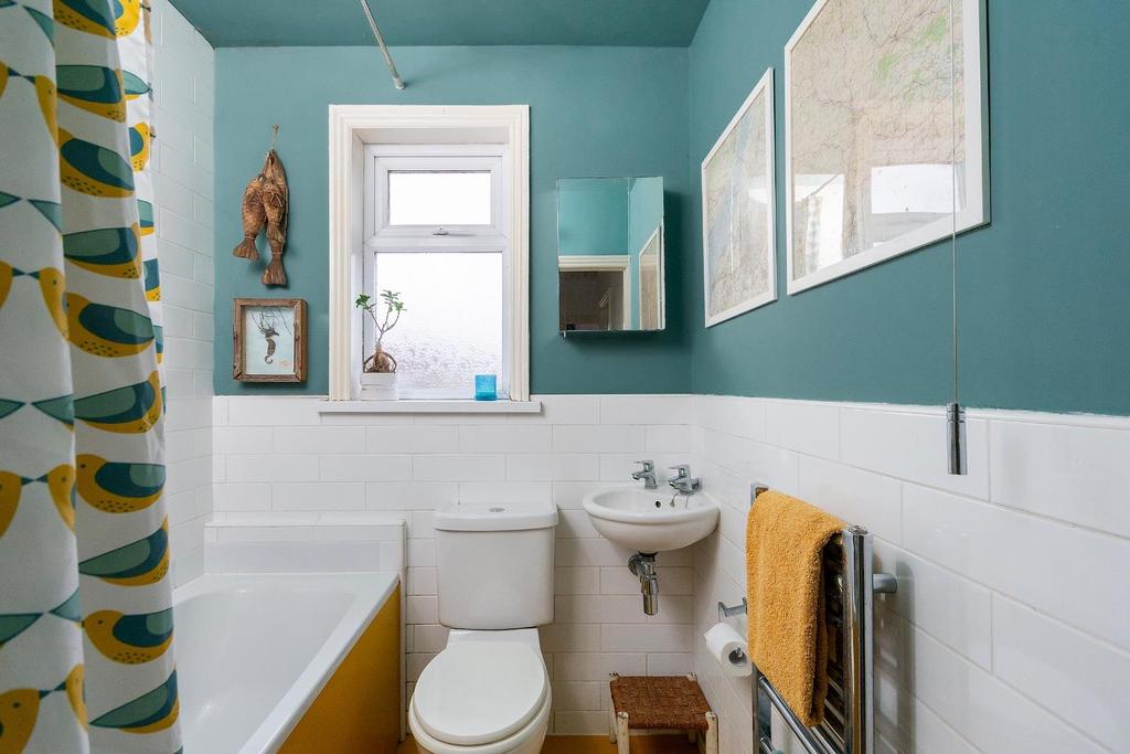 0 A7 RBN - Bathroom B.jpg
