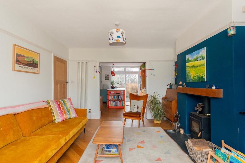 0 A7 RBN - Living Room B.jpg