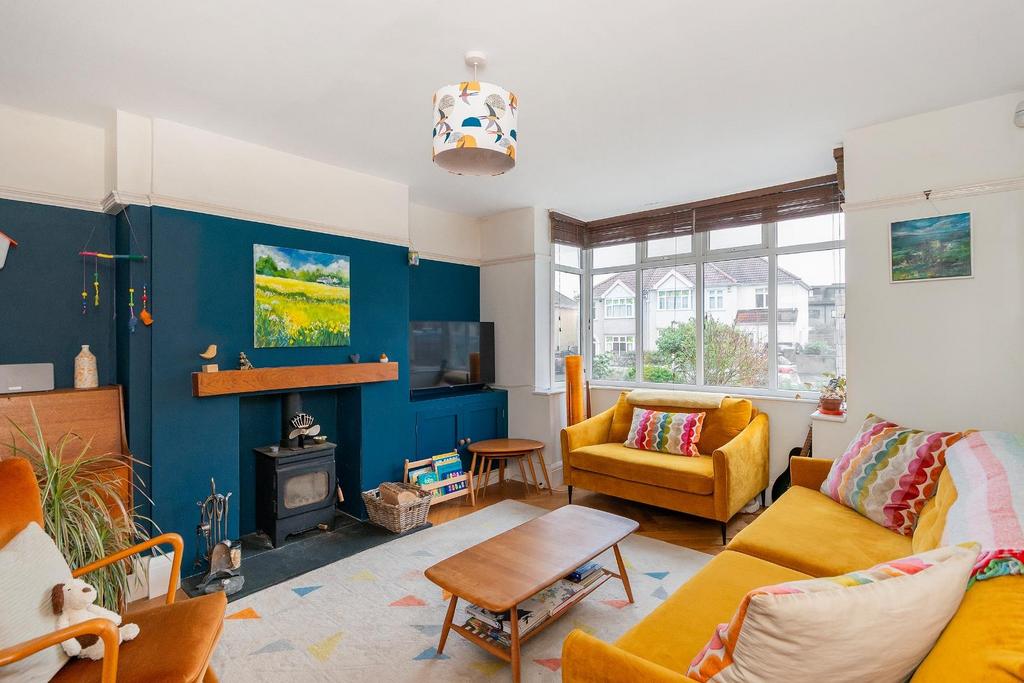0 A7 RBN - Living Room C.jpg
