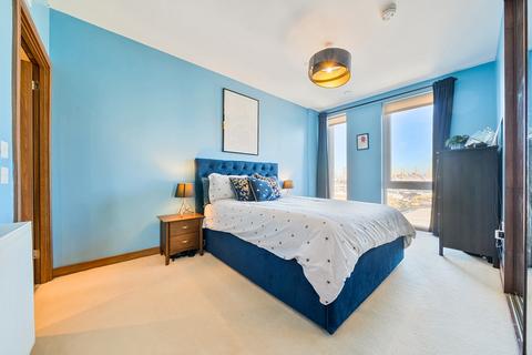 2 bedroom apartment for sale, Telcon Way, Greenwich