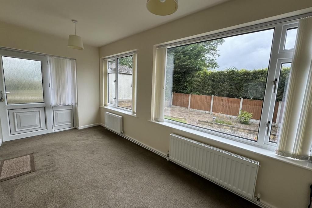 Sunroom 3.jpg