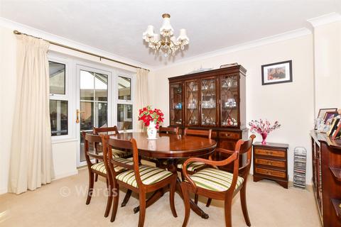 Sissinghurst Drive, Maidstone, Kent